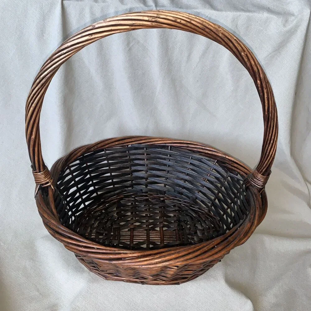 Oval Brown Woven Wicker Basket w Round Handle 15”x15” X12” Rustic Country Farm